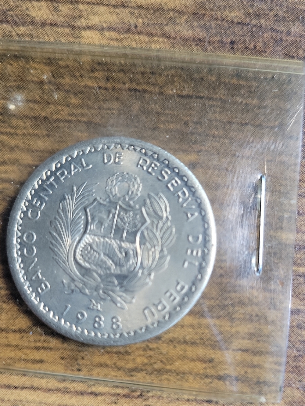 1988 Peruvian Silver Tone Coin - Banco Central De Reserva Del Peru